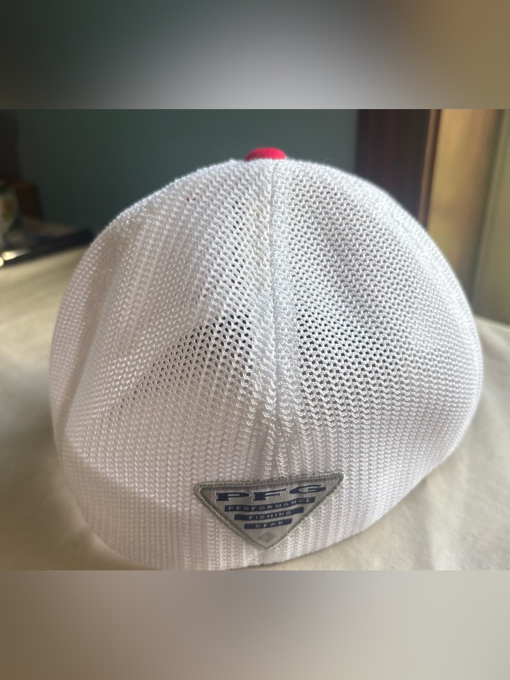 Columbia Red and White PFG Performance Fishing Gear Trucker Hat - Picture 3 of 6